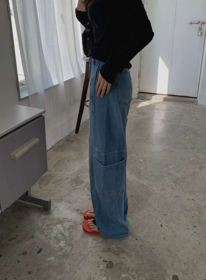 蓝色