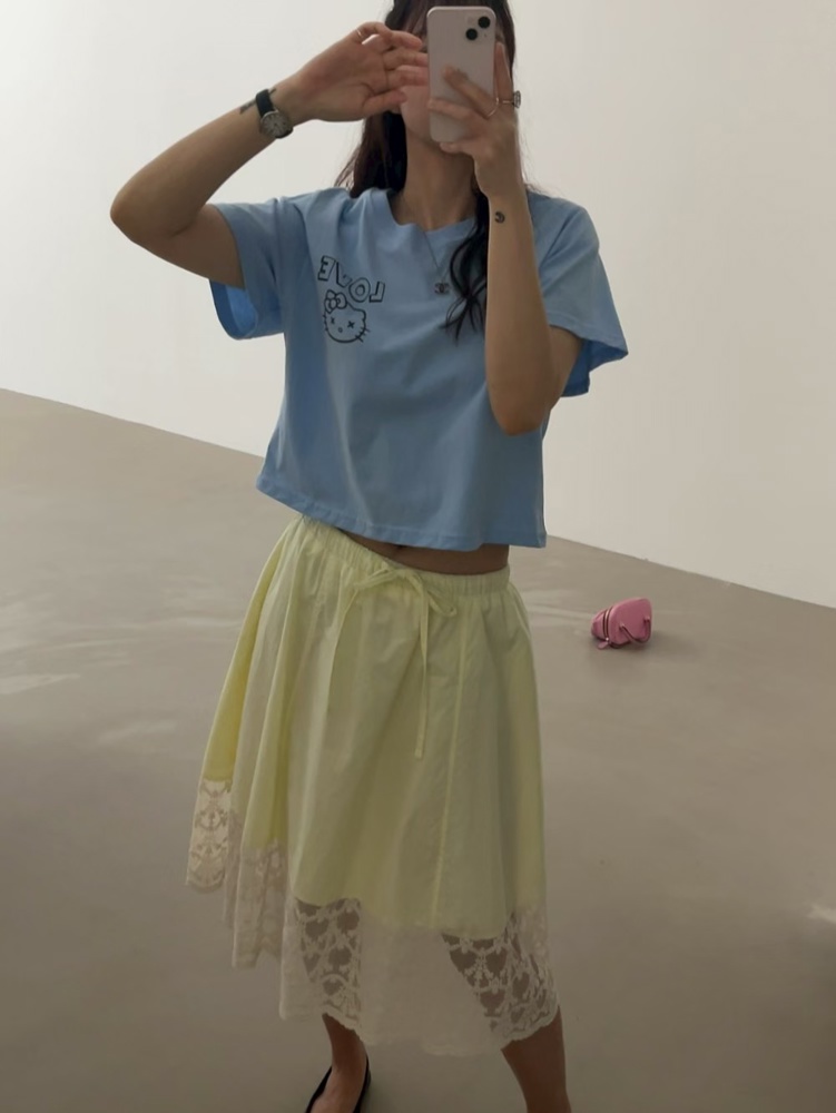 蓝色