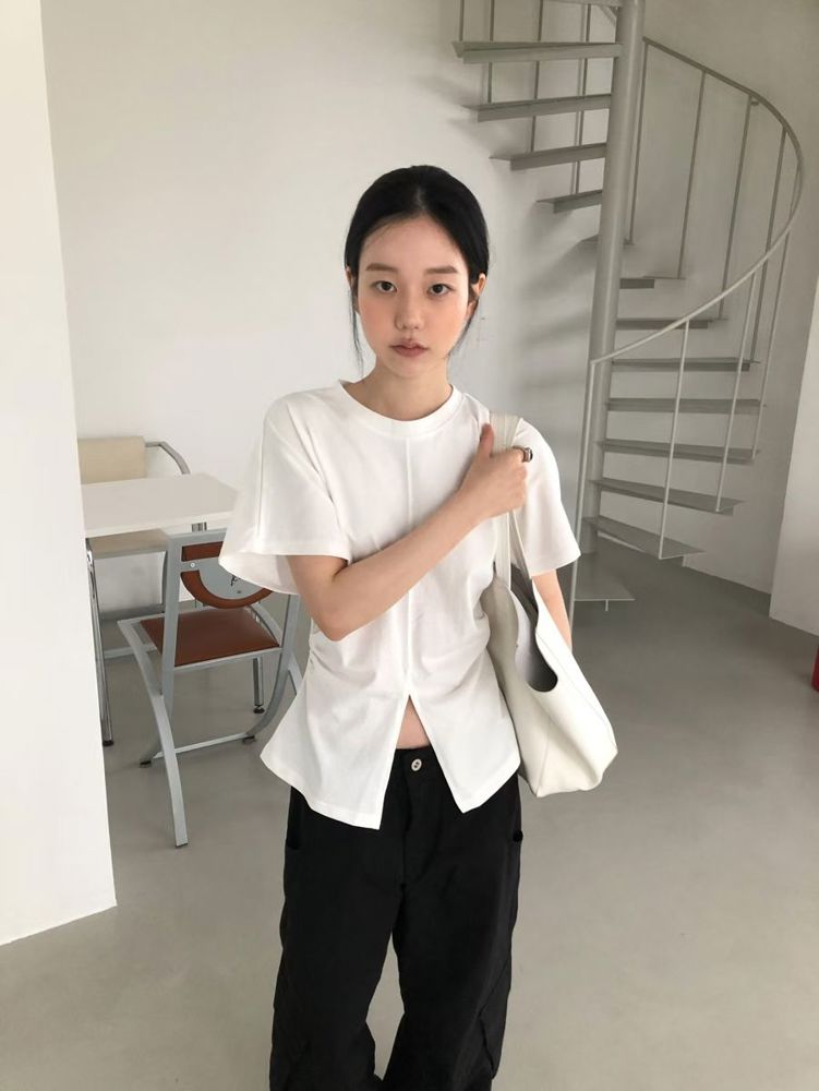 白色