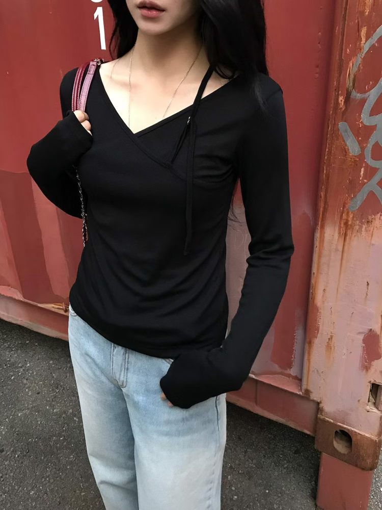黑色
