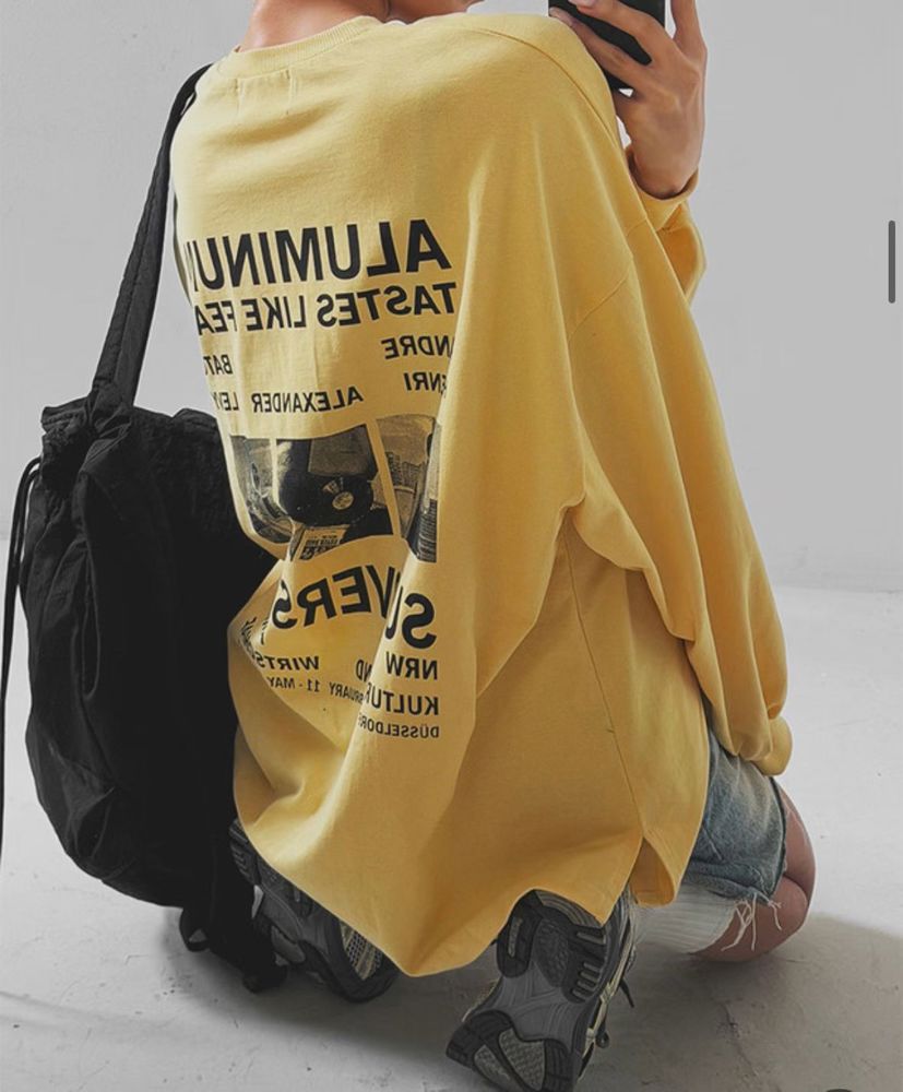 黄色