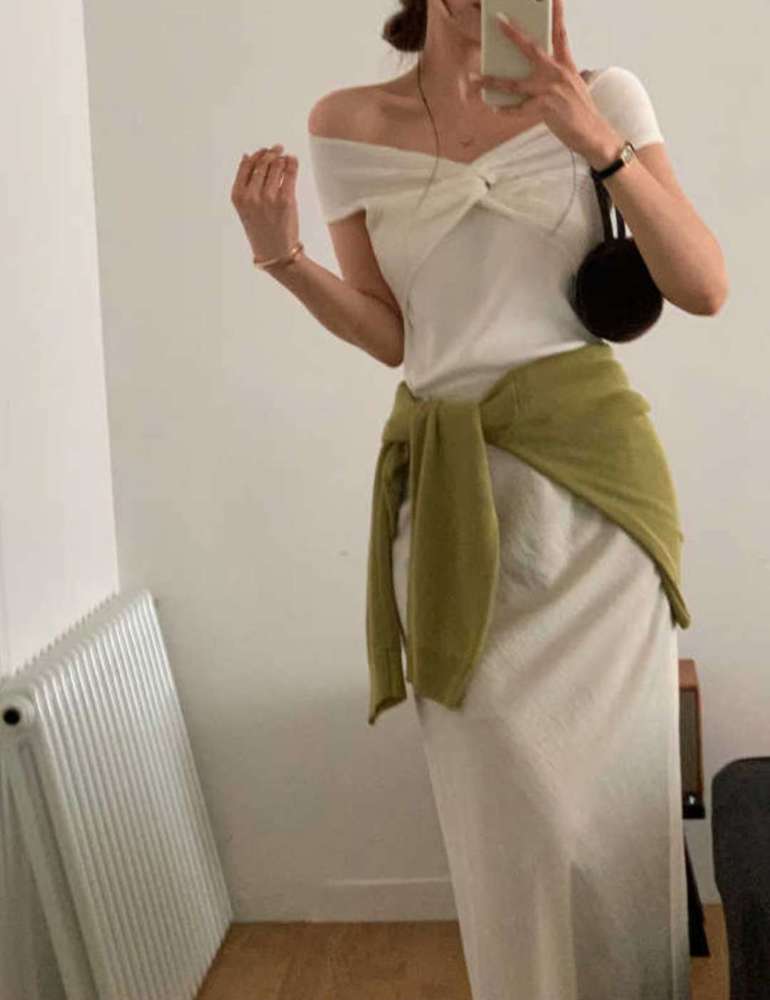 白色