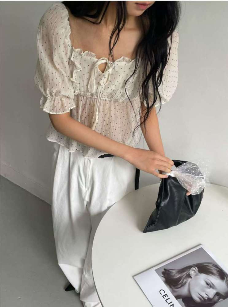 白色