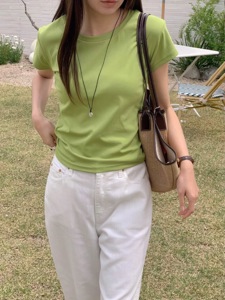 绿色