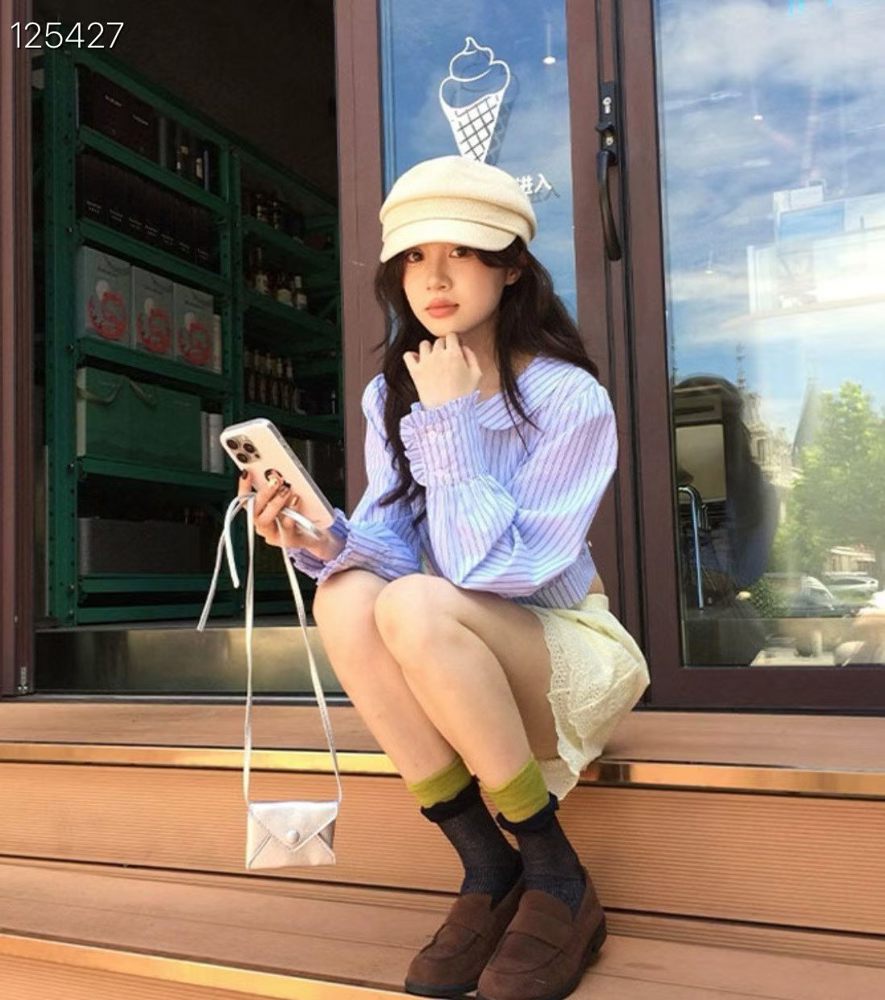 白色