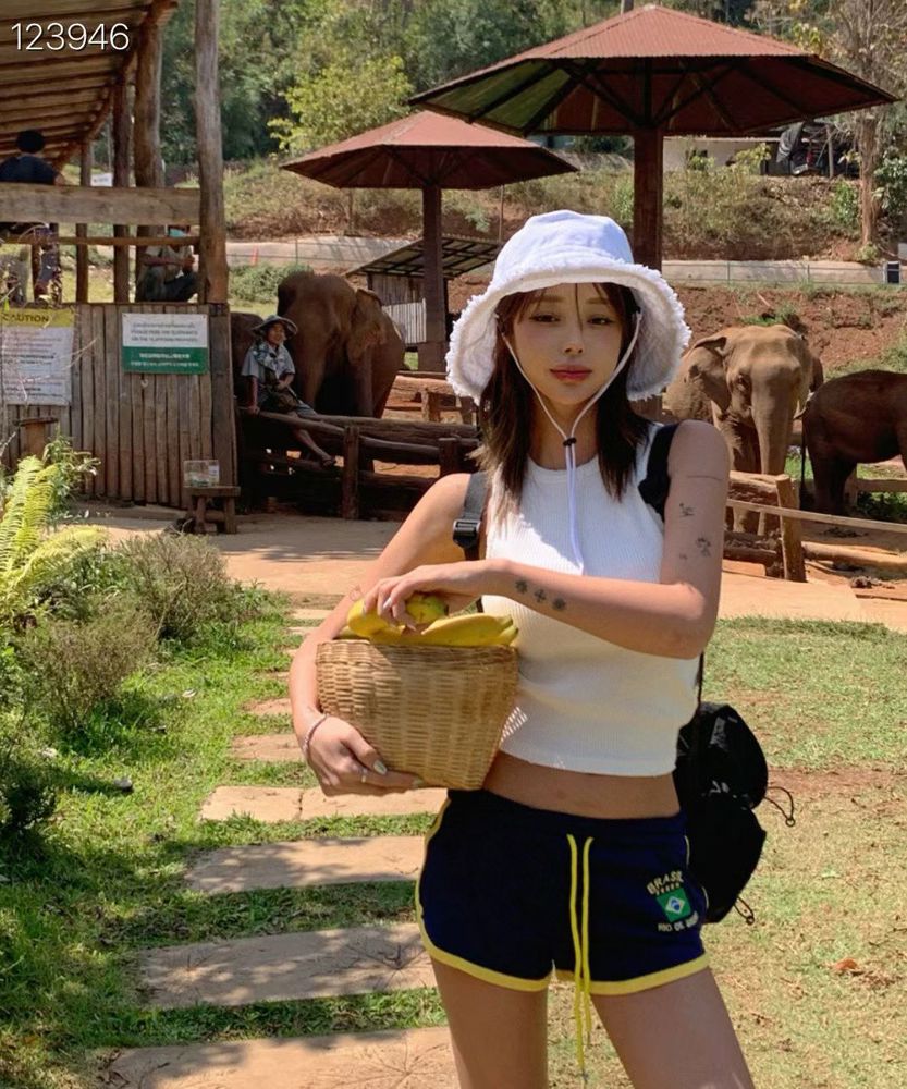 白色