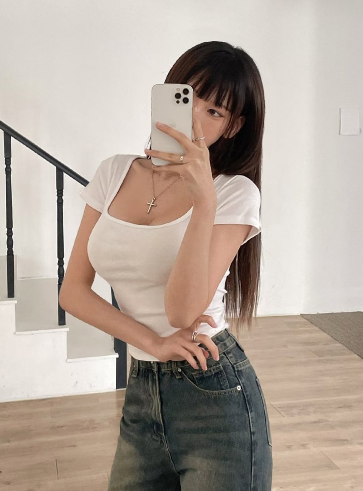 白色