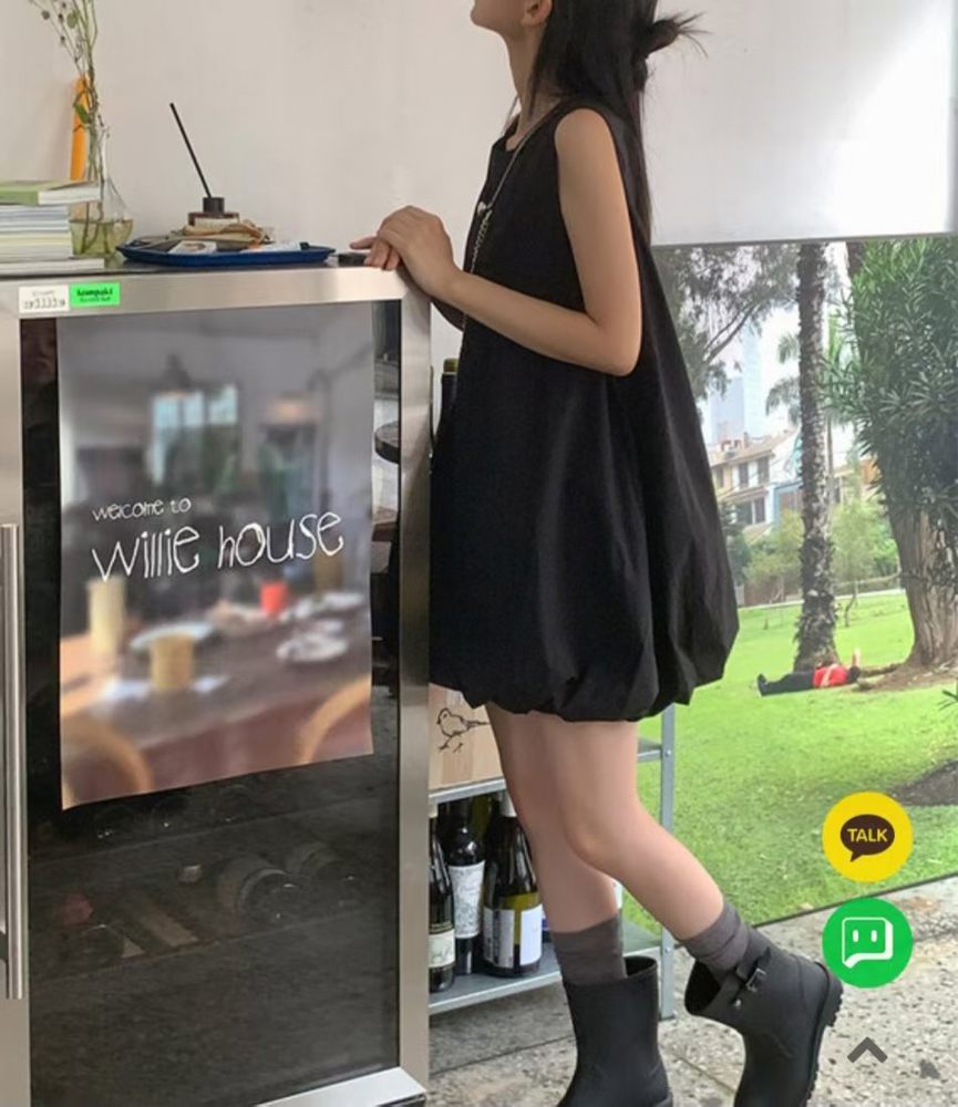 黑色