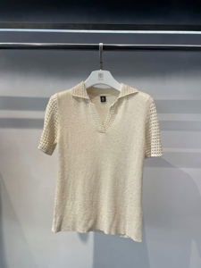 乳白色