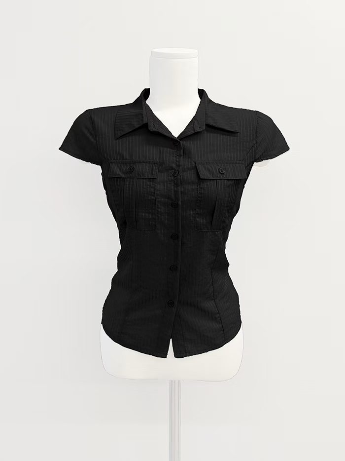 黑色