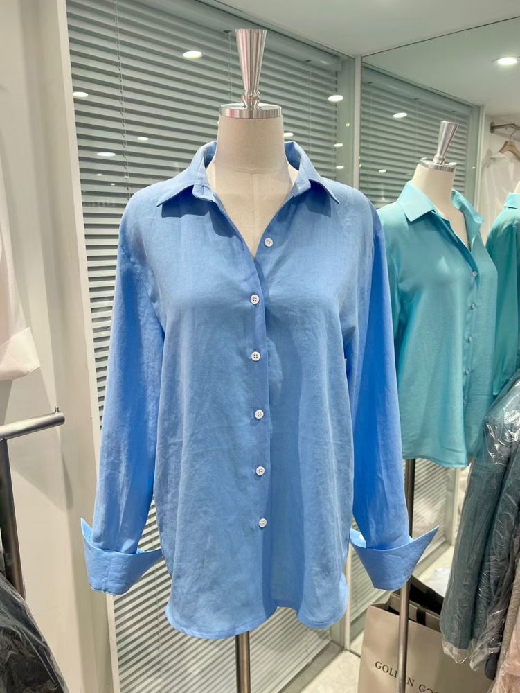 蓝色