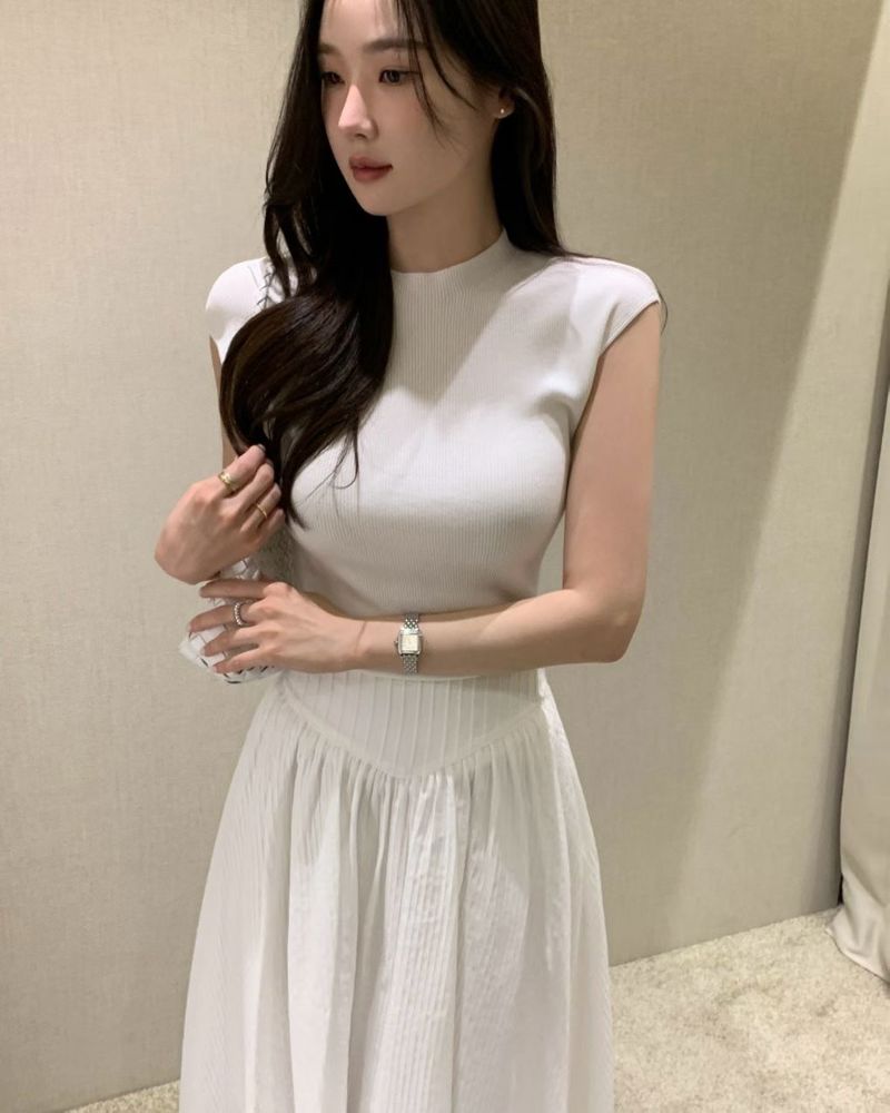 白色