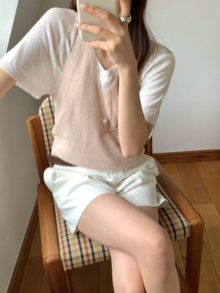 浅粉色