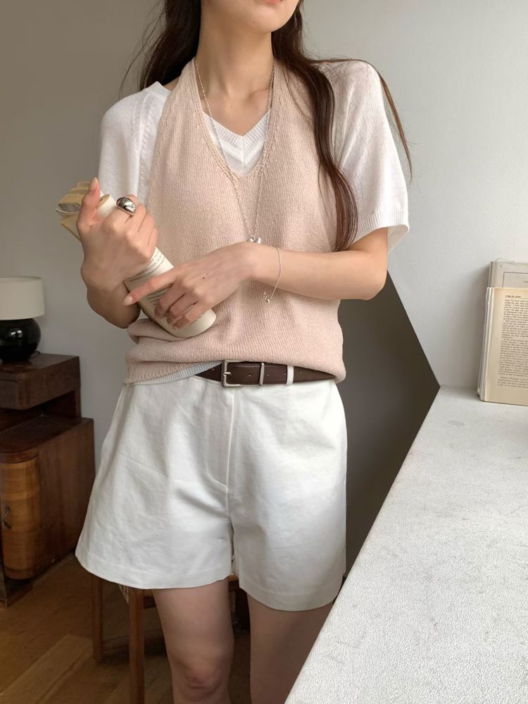 浅粉色