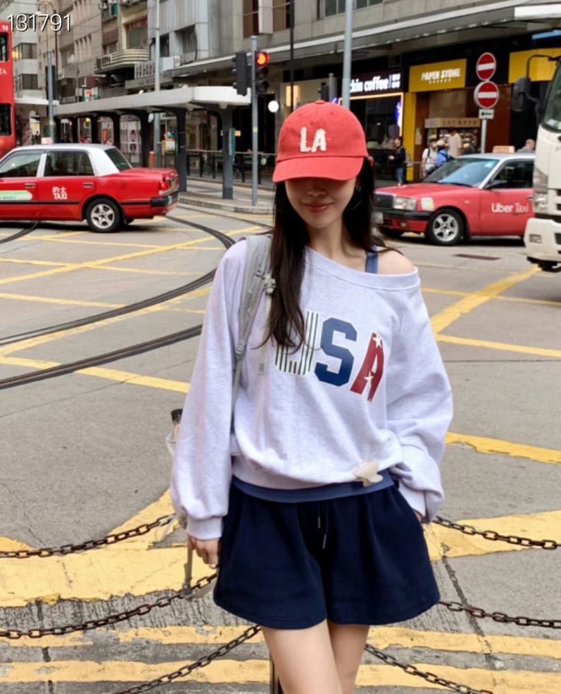红色
