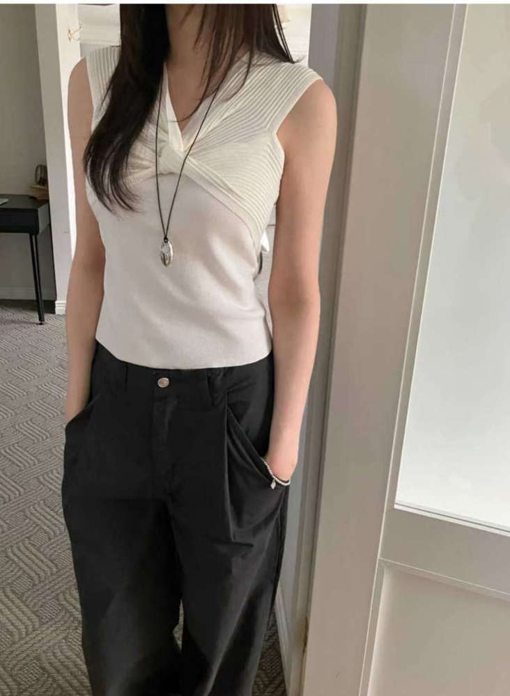 白色
