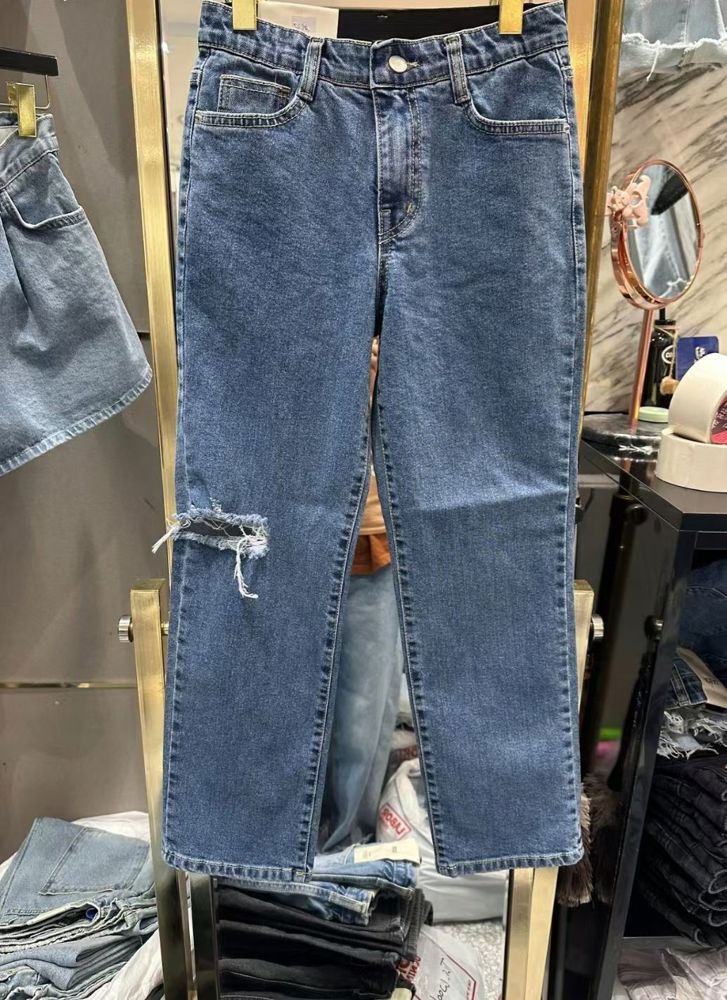 蓝色