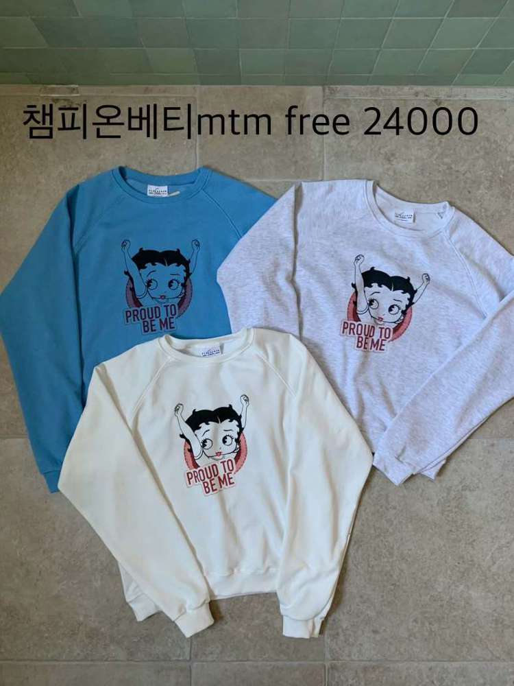 深蓝色