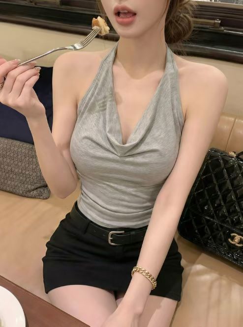 灰色