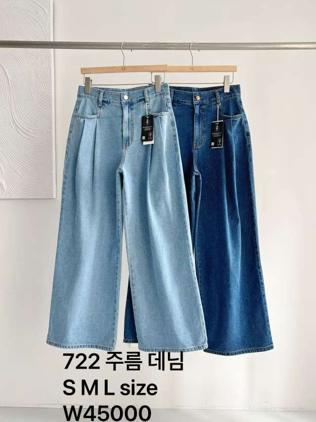 藏蓝色