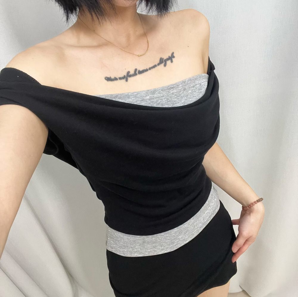 黑色