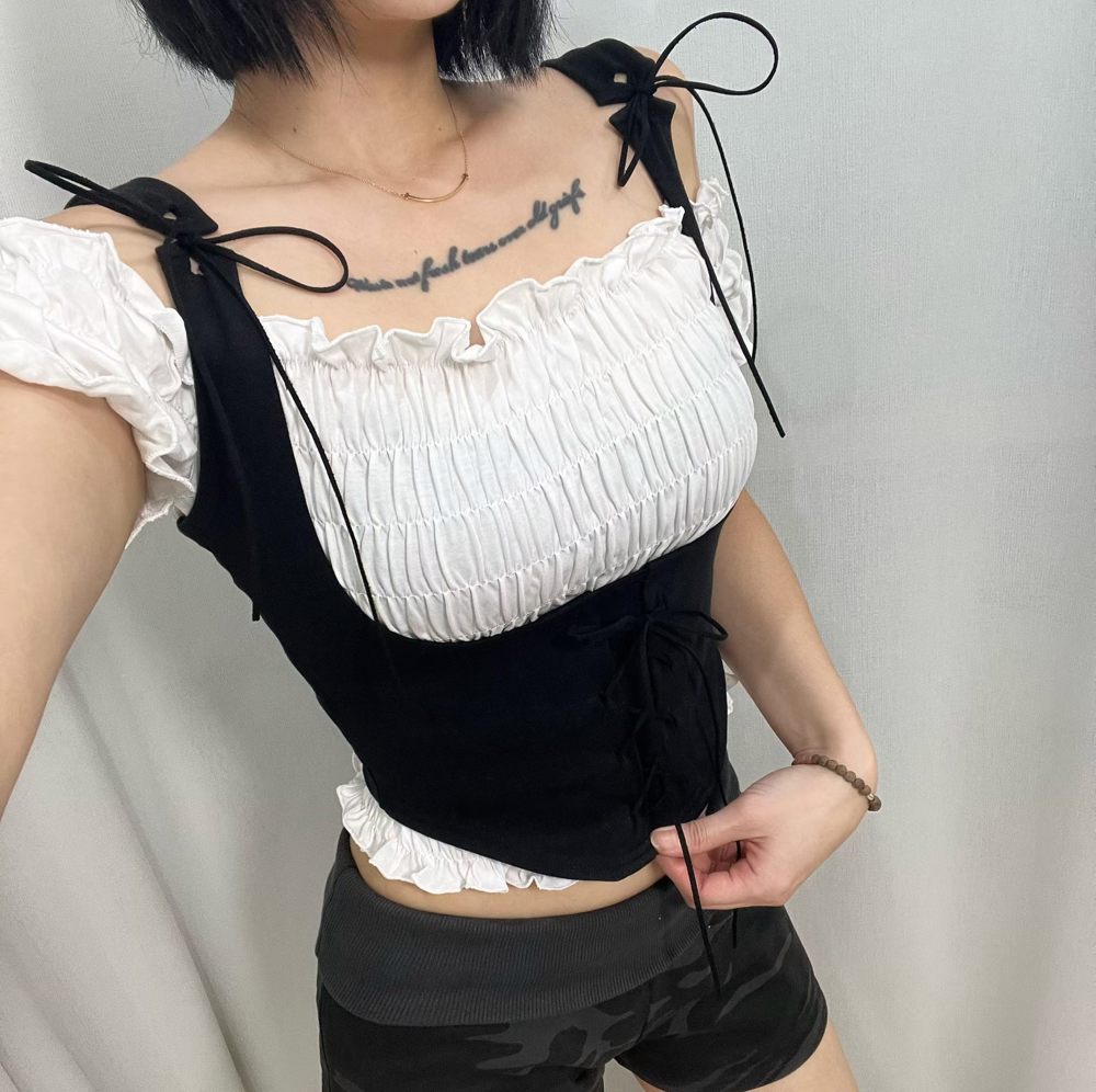 黑色