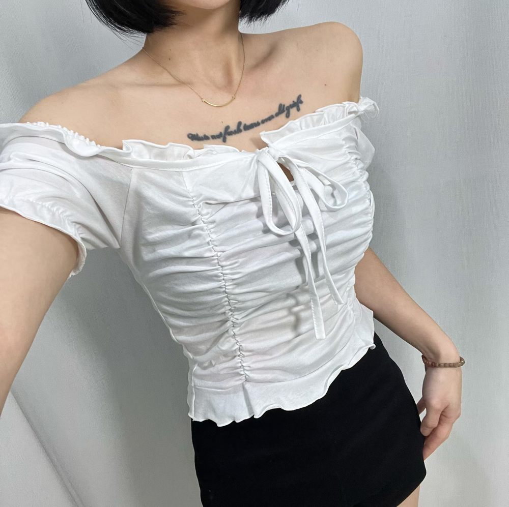 白色