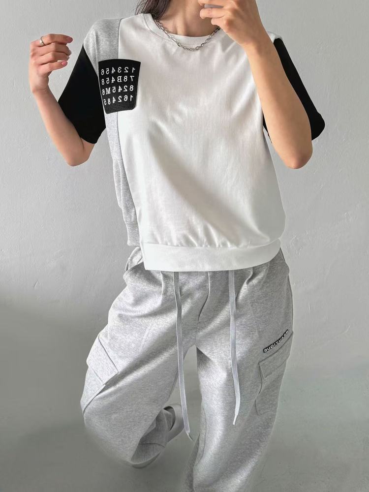 白色