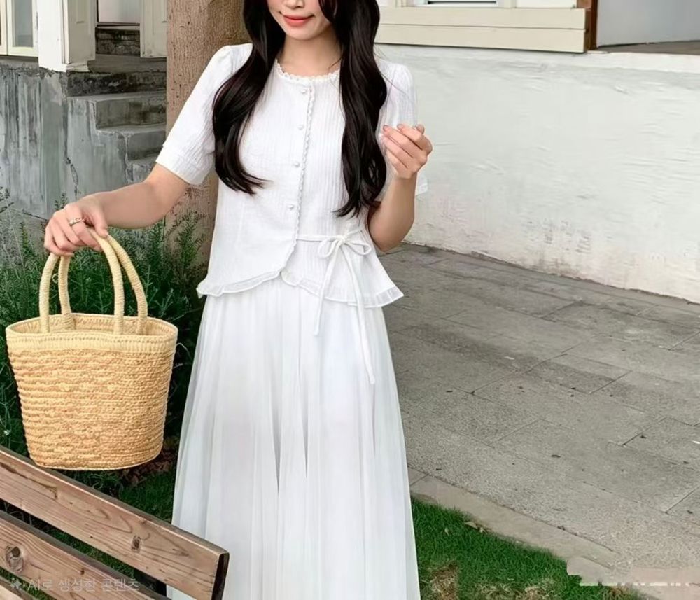 白色