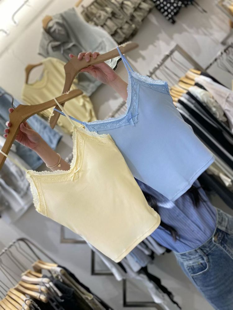 黄色