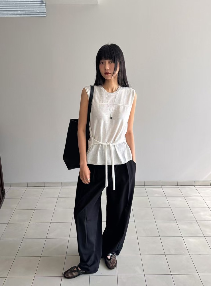 白色