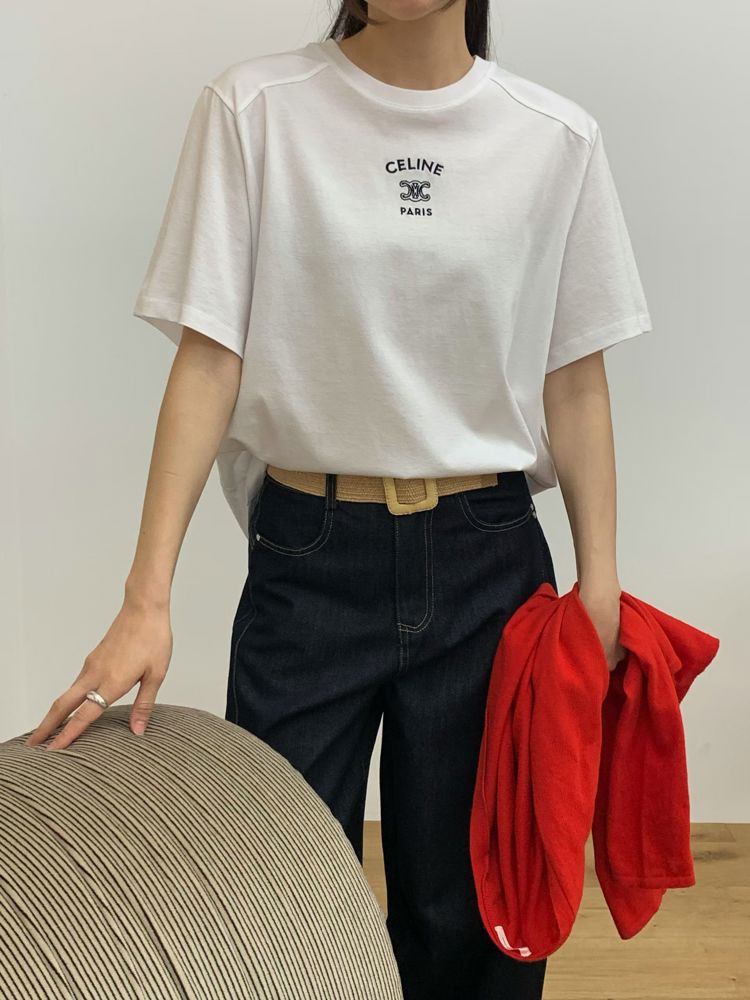 白色
