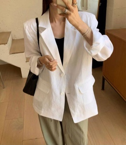 白色