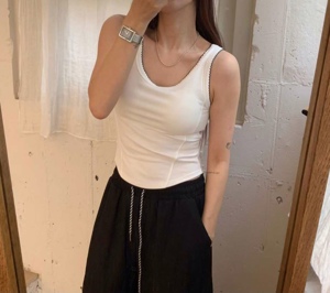 白色