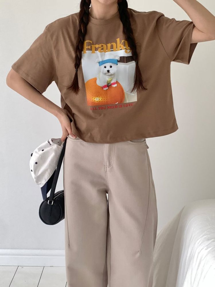 深棕色