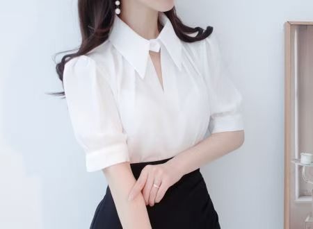 白色