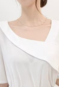 白色