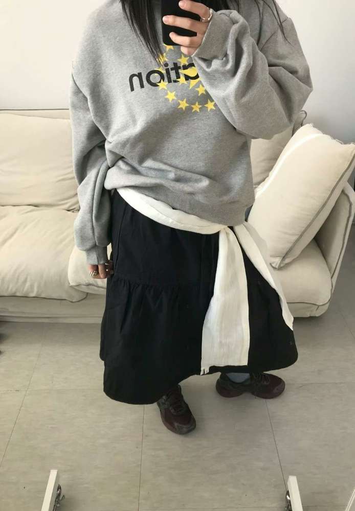 灰色