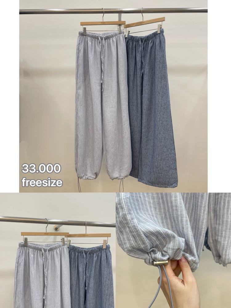 深蓝色