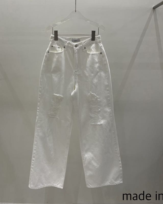 白色