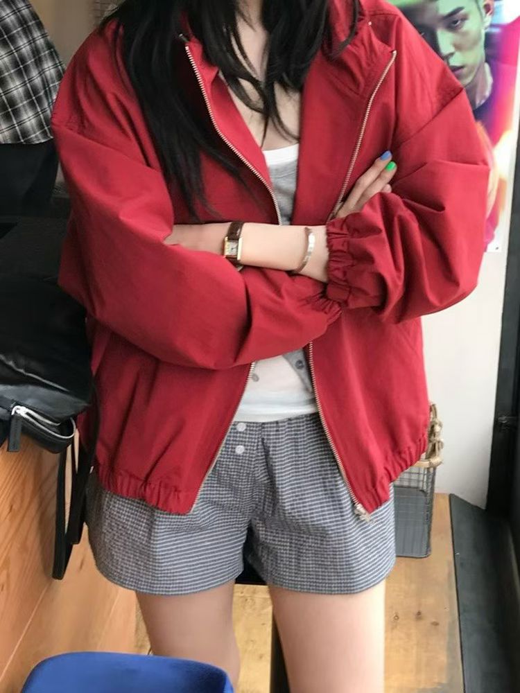 红色