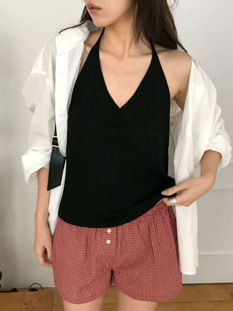 黑色
