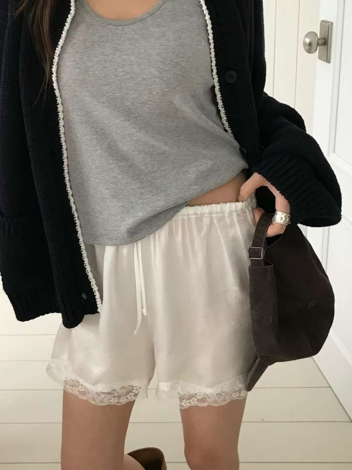 白色