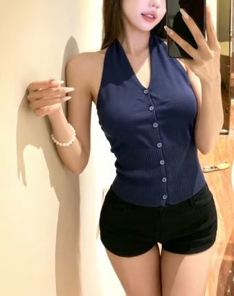 蓝色