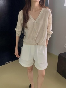米色