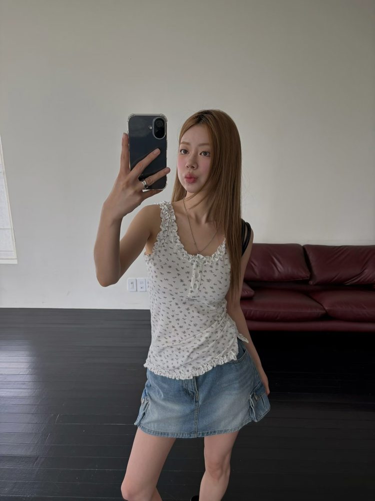 白色