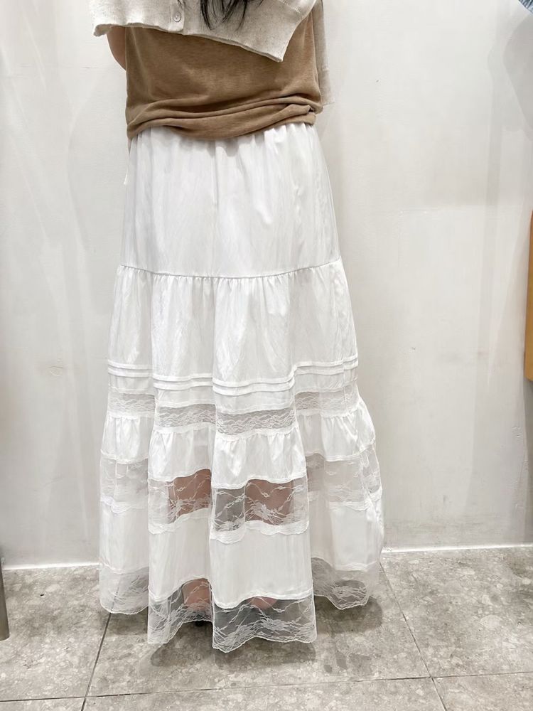 白色