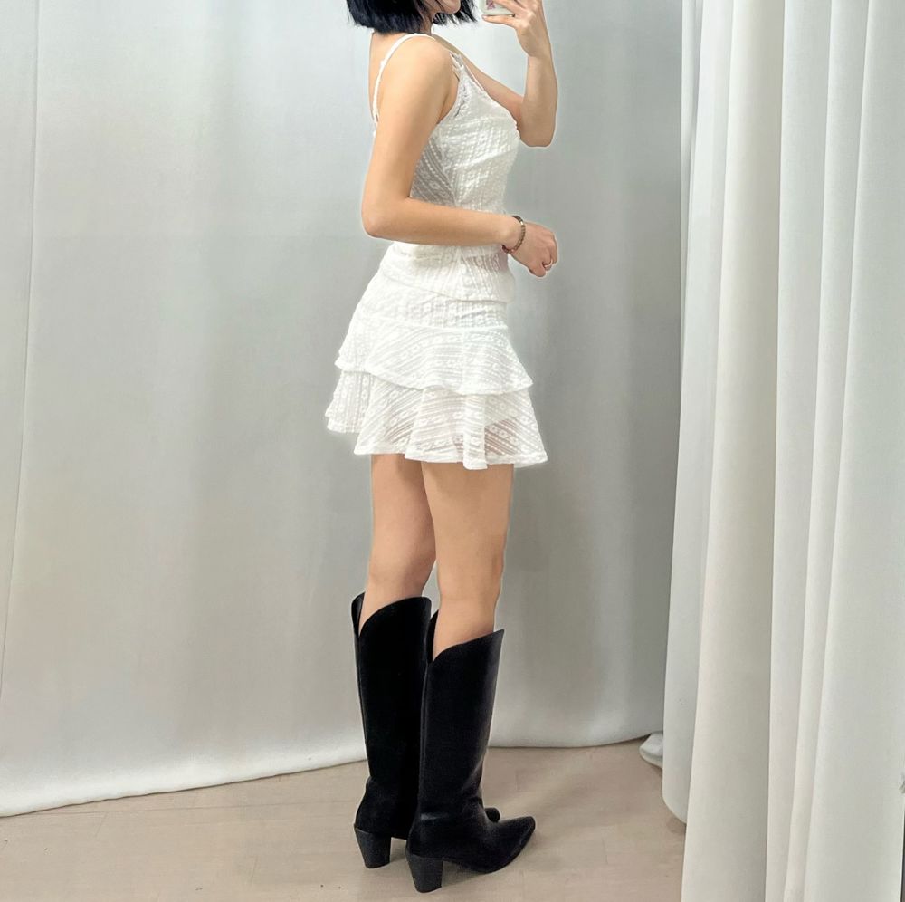 白色