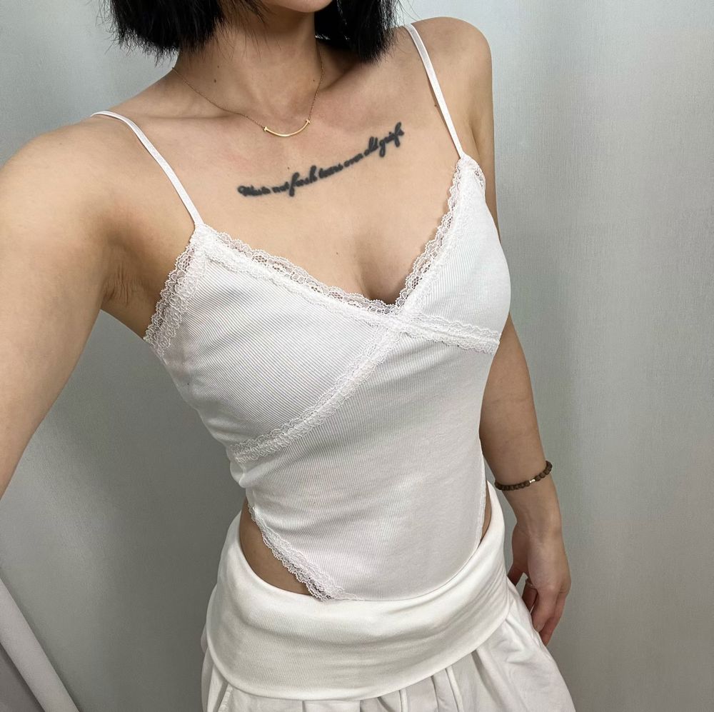 白色