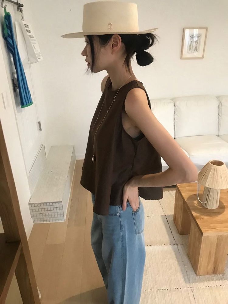 深棕色